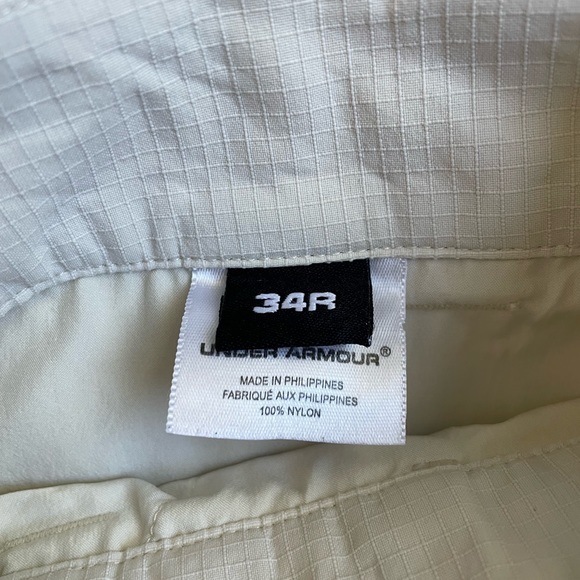 Mens UnderArmour Tan Golf Shorts Size 34R - Picture 5 of 5